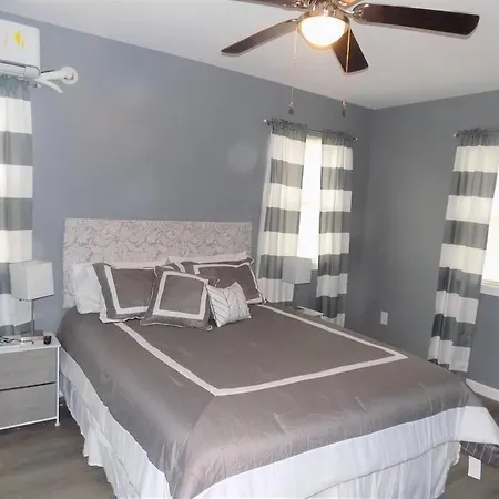 Fishing Retreat C Apartment